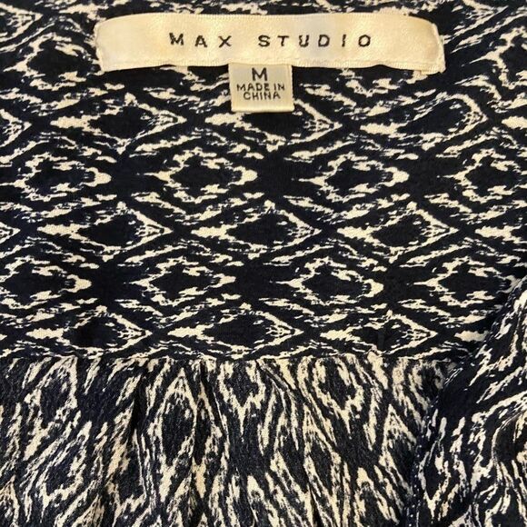 Max Studio Black and White Women's Top - Picture 5 of 8